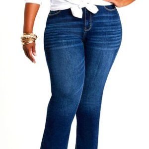 LEGENDARY BOOTCUT JEAN